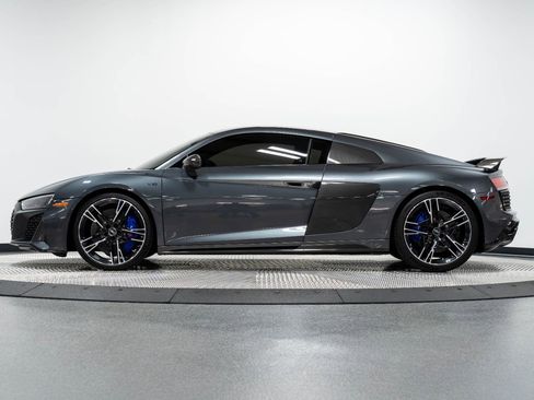 Used 2022 Audi R8 V10 performance w/ R8 Performance Design Package image 5