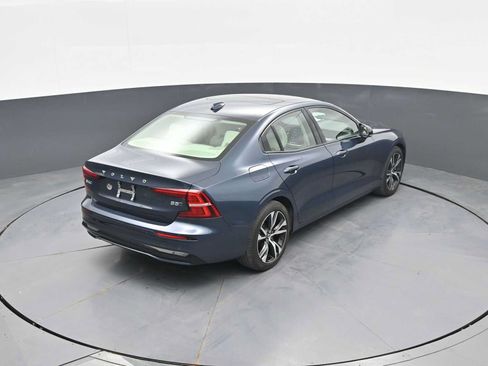 Used 2024 Volvo S60 B5 Plus AWD/4WD image 31