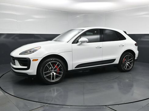 New 2026 Porsche Macan S AWD/4WD image 1