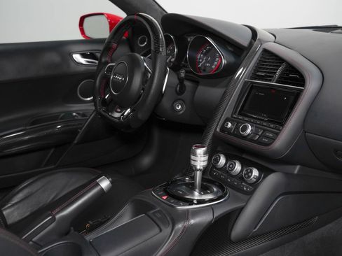 Used 2014 Audi R8 V10 AWD/4WD image 31