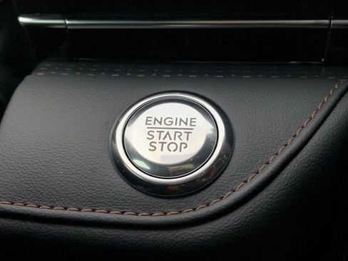 New 2025 Lincoln Nautilus Reserve image 25