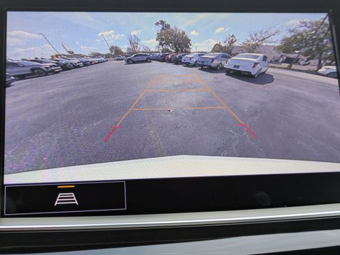 Used 2024 Cadillac XT6 Luxury image 14