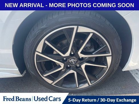 Used 2024 Nissan Sentra SR FWD image 14
