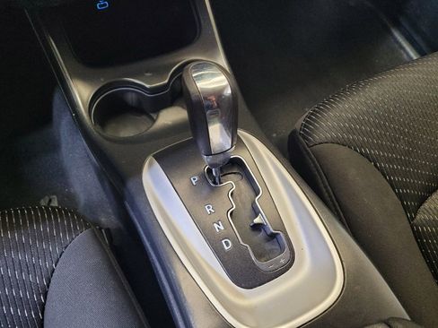 Used 2018 Dodge Journey SE w/ Blacktop Package FWD image 26