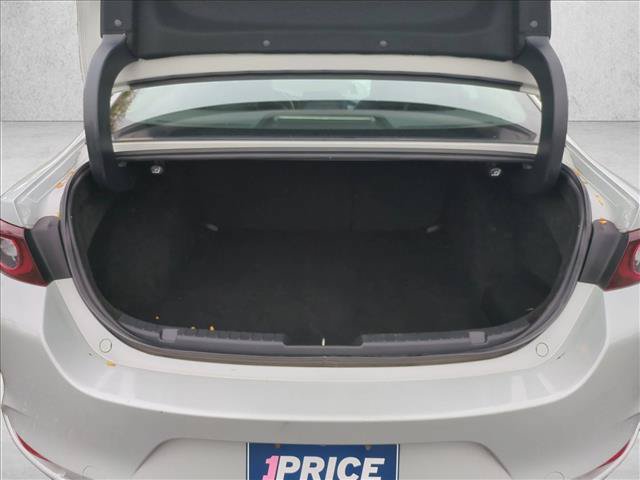 Used 2024 MAZDA MAZDA3 s FWD image 6