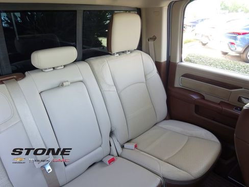 Used 2022 RAM 2500 Laramie AWD/4WD image 18