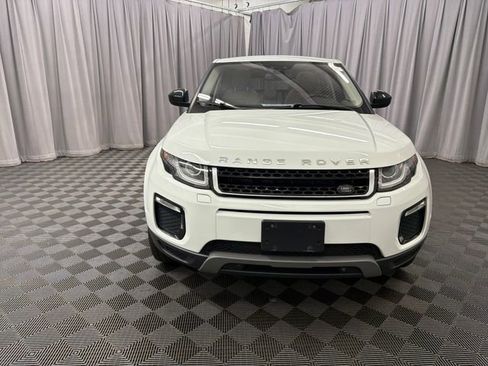 Used 2017 Land Rover Range Rover Evoque SE AWD/4WD image 2