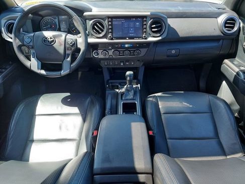 Used 2023 Toyota Tacoma TRD Off-Road w/ TRD Premium Off Road Package AWD/4WD image 23