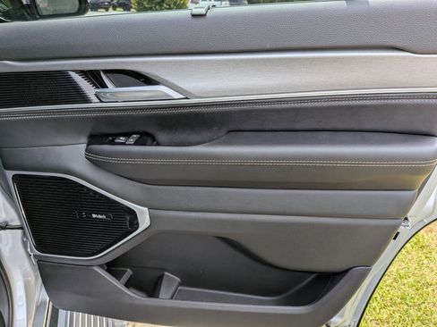 New 2026 Jeep Grand Wagoneer Limited AWD/4WD image 23