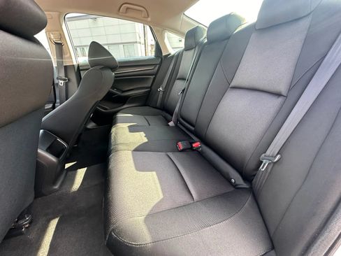 Used 2019 Honda Accord LX image 12