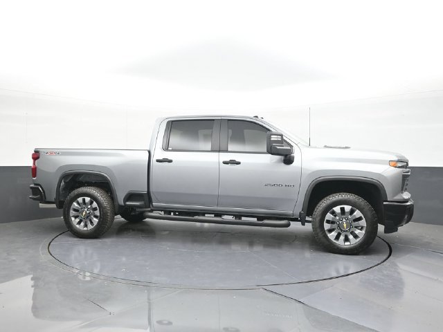 New 2026 Chevrolet Silverado 2500 Custom w/ Custom Value Package AWD/4WD image 13