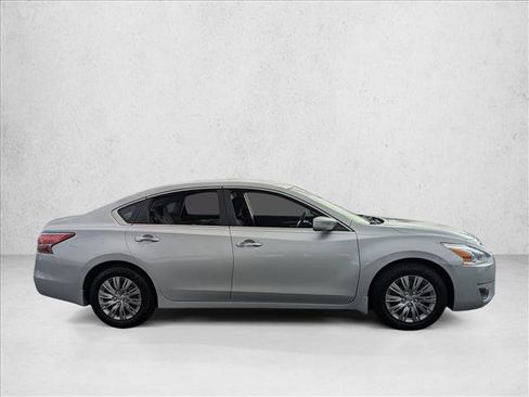 Used 2014 Nissan Altima 2.5 S image 4