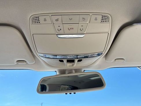 Used 2018 Mercedes-Benz GLC 300 image 32