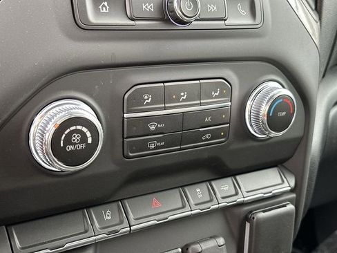 New 2025 GMC Sierra 2500 Pro w/ Convenience Package RWD image 11