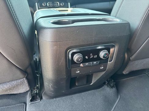 Used 2024 Chevrolet Tahoe LT AWD/4WD image 22