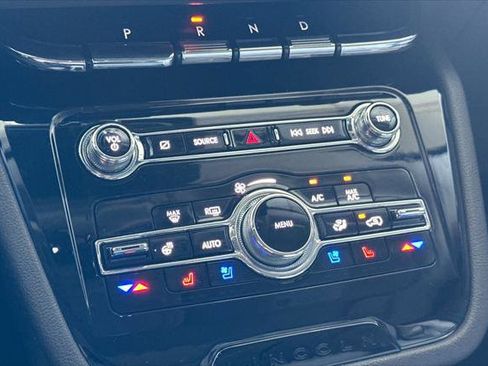 Used 2021 Lincoln Corsair Reserve w/ Equipment Group 201A image 20