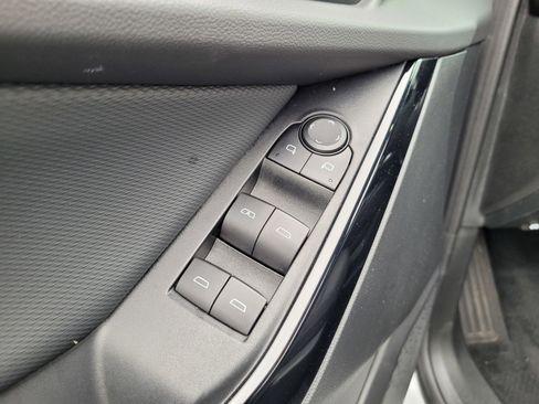 Used 2025 Chevrolet Equinox LT AWD/4WD image 26