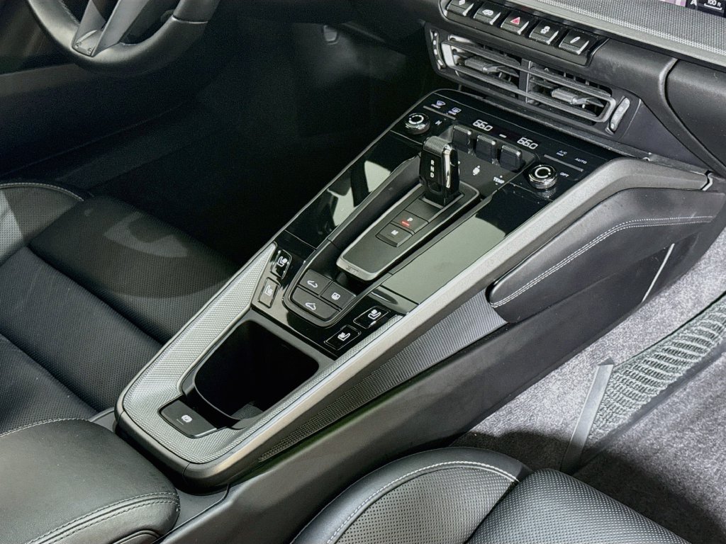 Certified 2021 Porsche 911 Carrera S RWD image 20