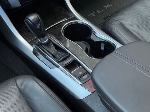 Used 2020 Acura TLX w/ Technology Package FWD image 31