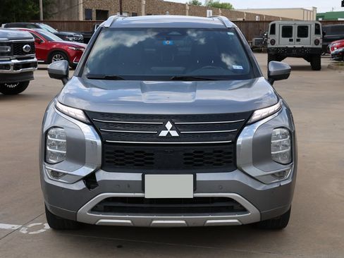 Used 2022 Mitsubishi Outlander SEL FWD image 2