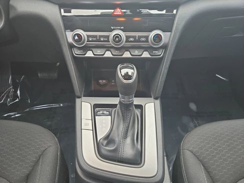 Used 2020 Hyundai Elantra SE w/ Cargo Package (C1) FWD image 20
