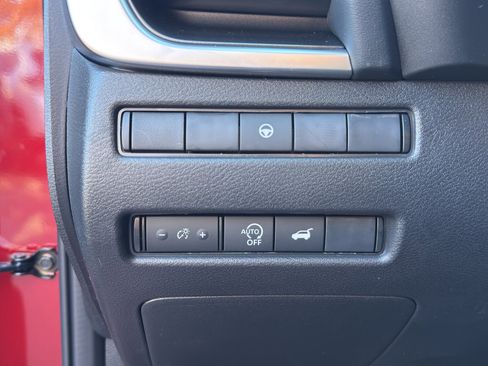 New 2026 Nissan Rogue SV image 20