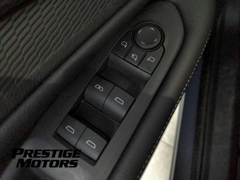 Used 2024 Chevrolet Blazer EV LT AWD/4WD image 22