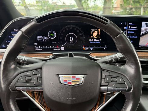 Certified 2023 Cadillac Escalade Premium Luxury AWD/4WD image 27