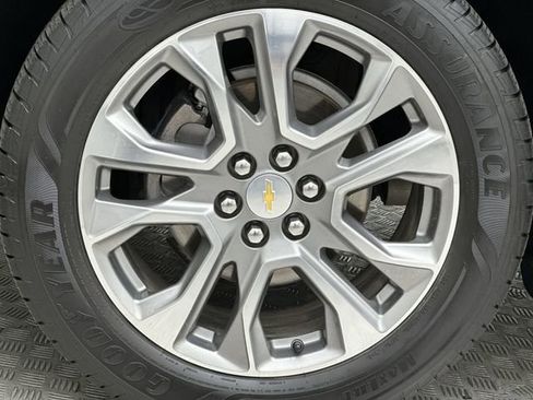 Used 2019 Chevrolet Traverse Premier AWD/4WD image 10