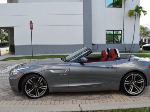 Used 2011 BMW Z4 sDrive35i RWD image 47
