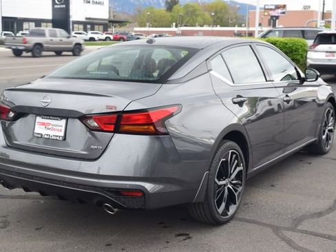 New 2026 Nissan Altima 2.5 SR image 8