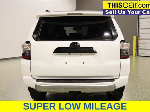 Used 2024 Toyota 4Runner TRD Off-Road Premium w/ Moonroof Package AWD/4WD image 6