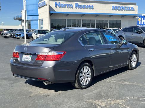Used 2014 Honda Accord Touring image 26