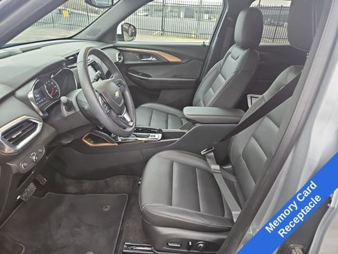 Used 2023 Chevrolet TrailBlazer ACTIV w/ Technology Package image 10