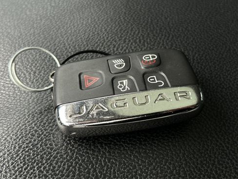 Used 2016 Jaguar XF Prestige image 37