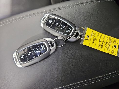 Used 2020 Hyundai Santa Fe Limited image 30