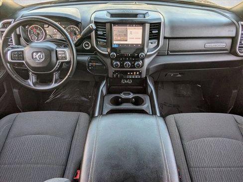 Used 2022 RAM 2500 Big Horn w/ Level C Equiment Group image 17