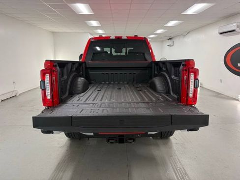 New 2026 Ford F250 Lariat w/ Lariat Premium Package image 8