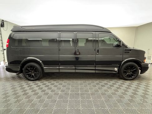 Used 2020 GMC Savana 2500 Extended w/ Enhanced Convenience Package RWD image 6