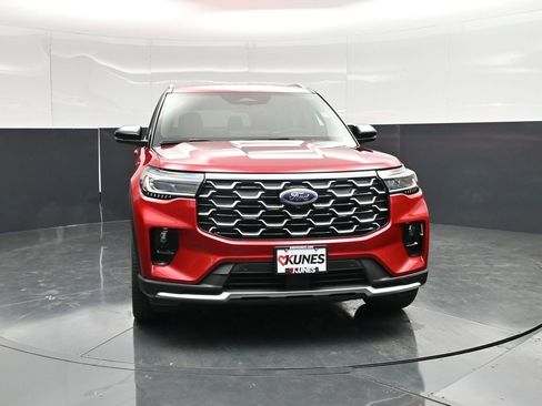 New 2026 Ford Explorer Platinum image 4