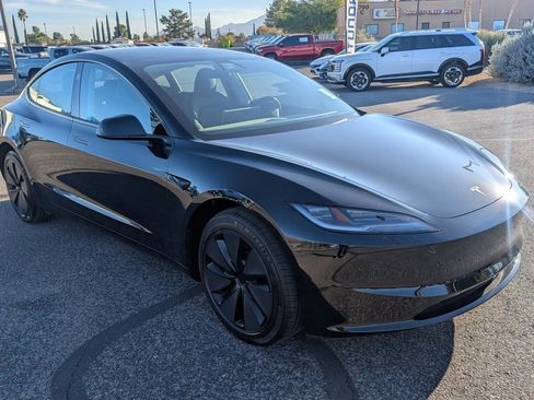 Used 2025 Tesla Model 3 image 7