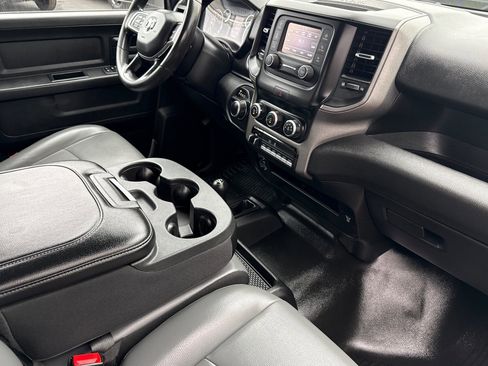 Used 2022 RAM 2500 Tradesman w/ Chrome Appearance Group image 15