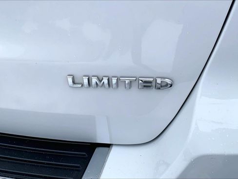 Used 2020 Jeep Grand Cherokee Limited image 26