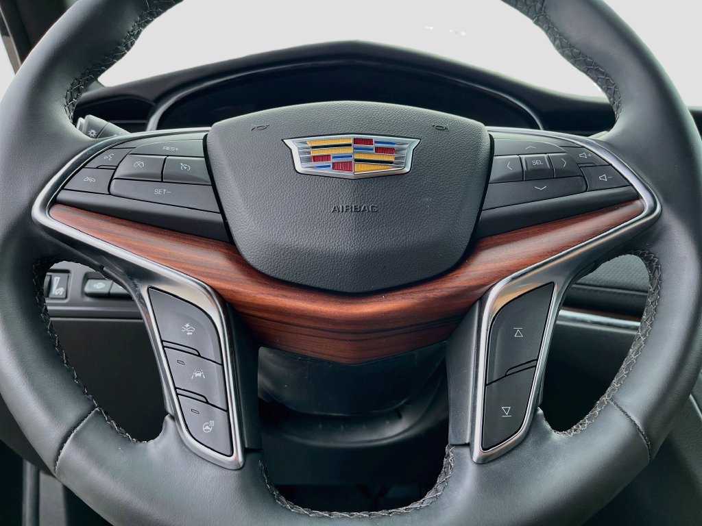 Used 2026 Cadillac XT5 Premium Luxury w/ Driver Assist Package AWD/4WD image 11