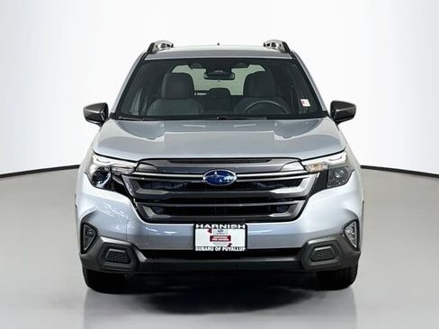 Certified 2025 Subaru Forester Premium AWD/4WD image 3