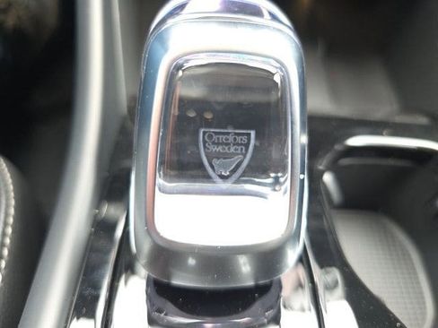 New 2026 Volvo XC40 B5 Plus w/ Protection Package Premier AWD/4WD image 34