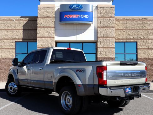 Used 2018 Ford F450 King Ranch w/ King Ranch Ultimate Package image 8