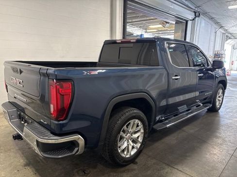 Used 2021 GMC Sierra 1500 SLT w/ SLT Premium Plus Package AWD/4WD image 4