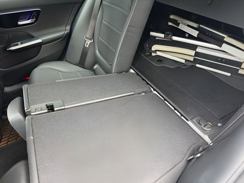 Used 2023 Mercedes-Benz C 300 Sedan image 29