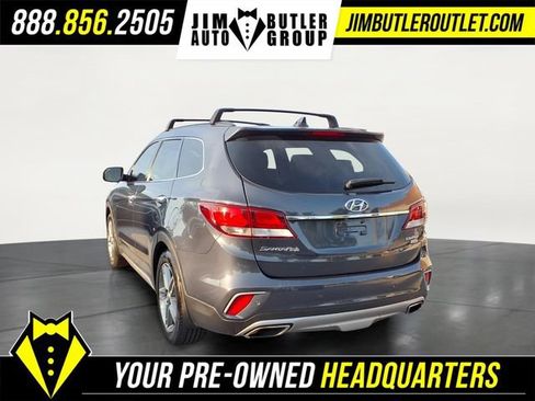 Used 2018 Hyundai Santa Fe Limited FWD image 2